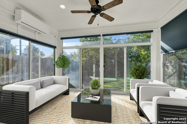 Image 11 of 28 For 412 Natalen  