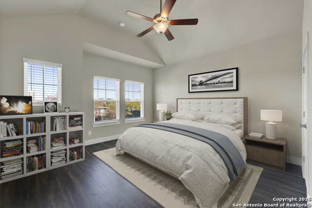 Image 15 of 28 For 412 Natalen  