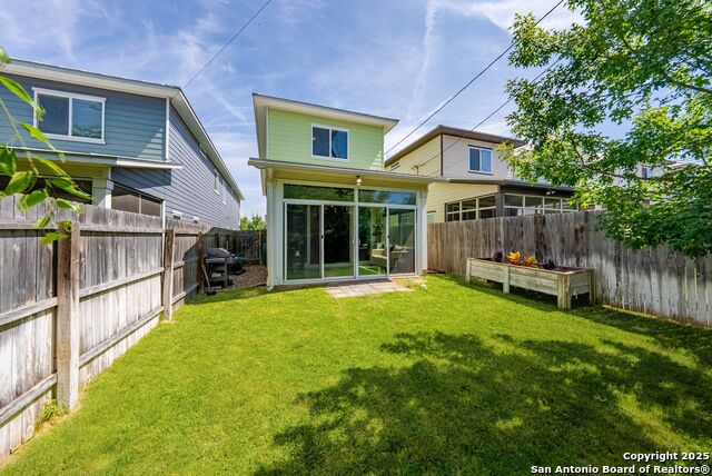 Image 22 of 28 For 412 Natalen  