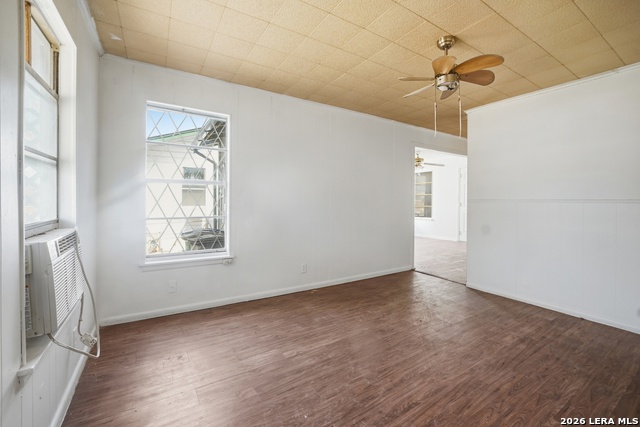 Image 3 of 12 For 2002 Amerada