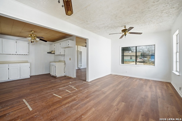 Image 5 of 12 For 2002 Amerada