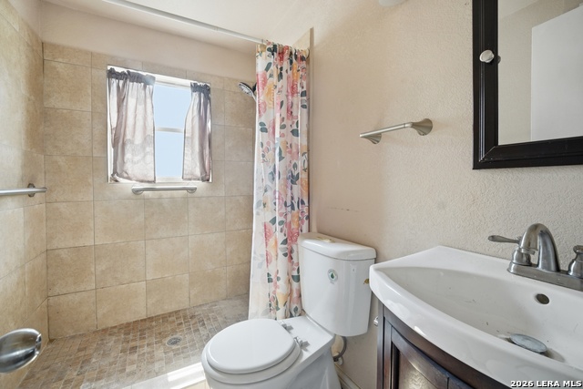 Image 8 of 12 For 2002 Amerada