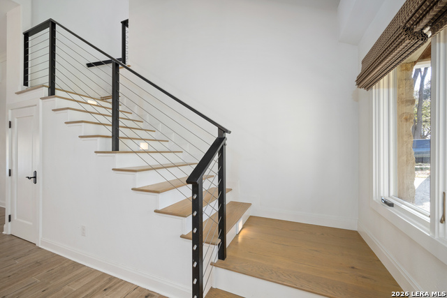 Image 31 of 50 For 1001 Lakeshore