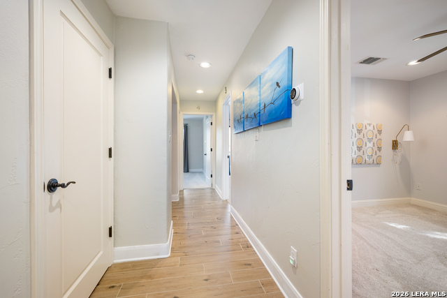 Image 32 of 50 For 1001 Lakeshore