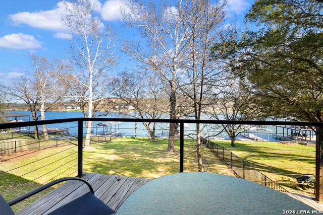 Image 41 of 50 For 1001 Lakeshore