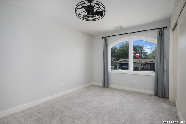 Image 45 of 50 For 1001 Lakeshore