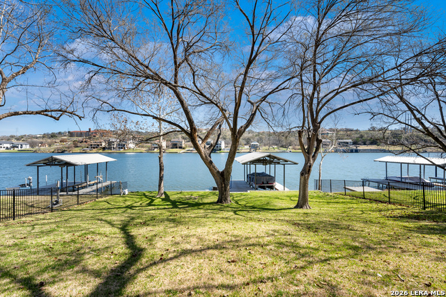 Image 7 of 50 For 1001 Lakeshore