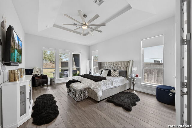 Image 20 of 47 For 31027 Charolais