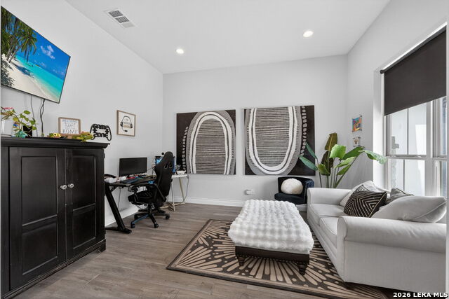 Image 6 of 47 For 31027 Charolais