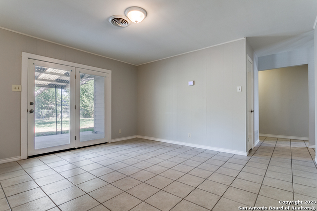 Image 6 of 12 For 3107 Leyte St