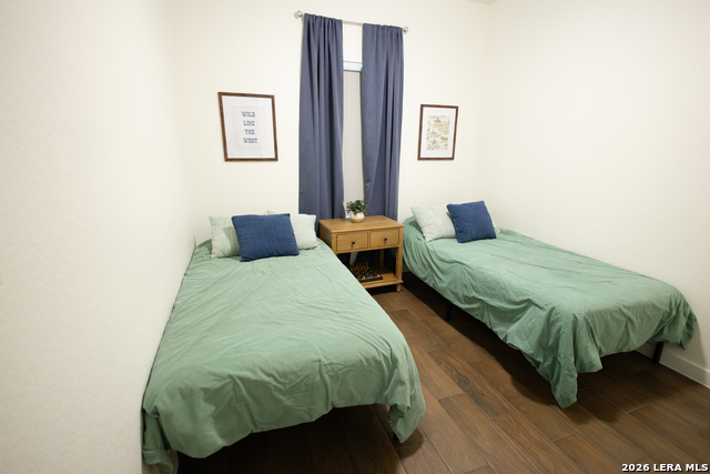 Image 13 of 21 For 2215 Lake Louise