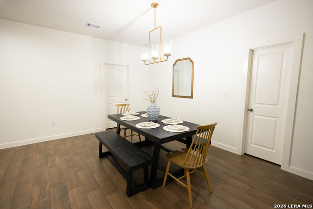 Image 6 of 21 For 2215 Lake Louise