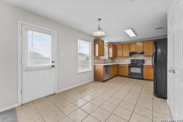 Image 10 of 35 For 3584 Tilden Trl