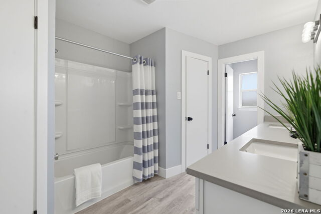 Image 14 of 23 For 5446 Vista Trl