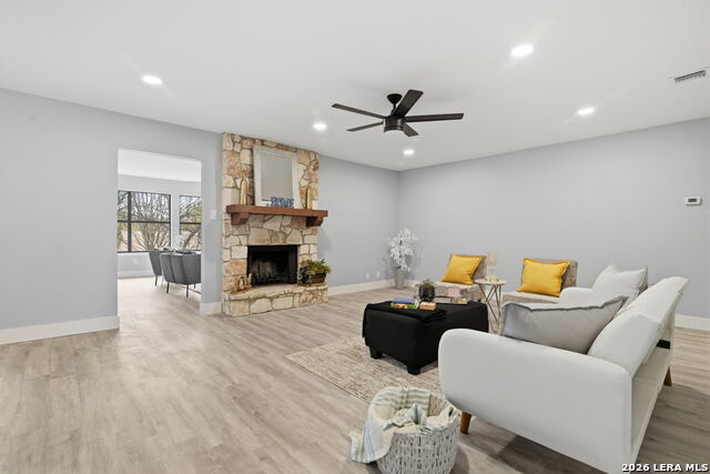 Image 6 of 23 For 5446 Vista Trl