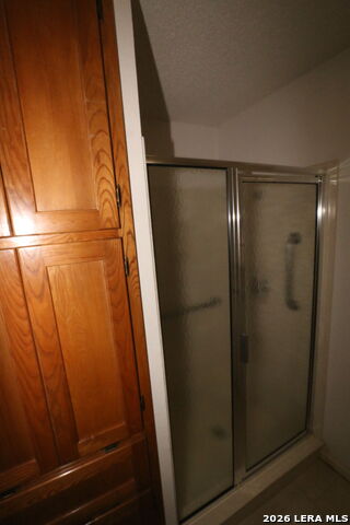 Listing photo id 13 for 802 Athens  