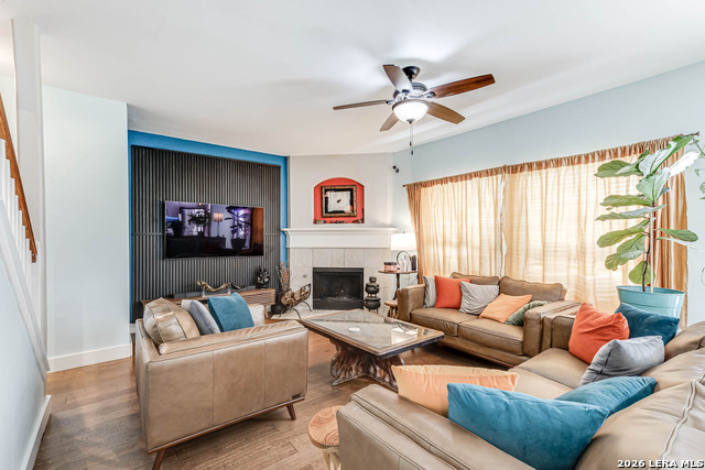 Image 11 of 37 For 18815 Agincourt