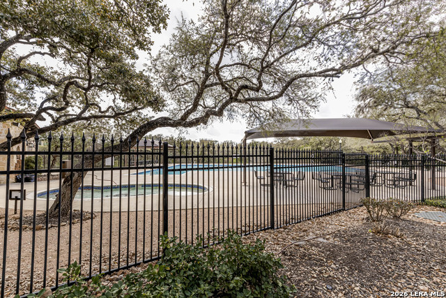 Image 36 of 37 For 18815 Agincourt