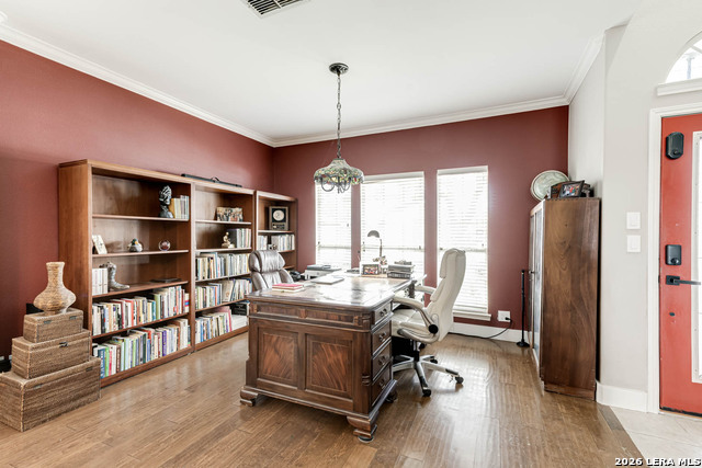 Image 7 of 37 For 18815 Agincourt