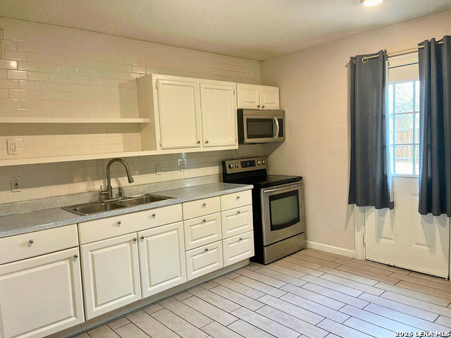 Image 6 of 12 For 455 Lincolnshire Dr