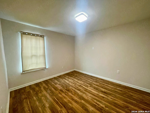 Image 7 of 12 For 455 Lincolnshire Dr