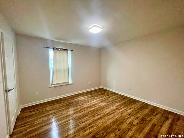 Image 9 of 12 For 455 Lincolnshire Dr