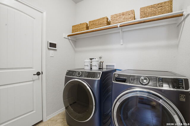 Image 19 of 31 For 6321 Iris Run