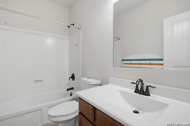 Image 25 of 31 For 6321 Iris Run