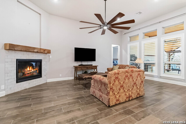 Image 10 of 48 For 8206 Claret Cup