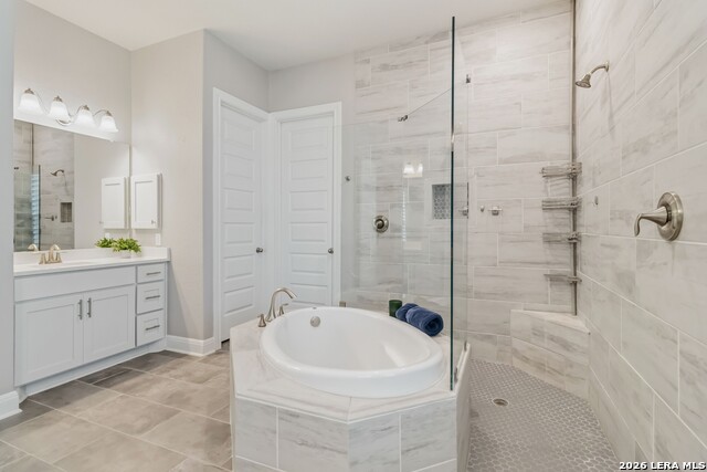 Image 24 of 48 For 8206 Claret Cup