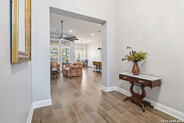 Image 8 of 48 For 8206 Claret Cup