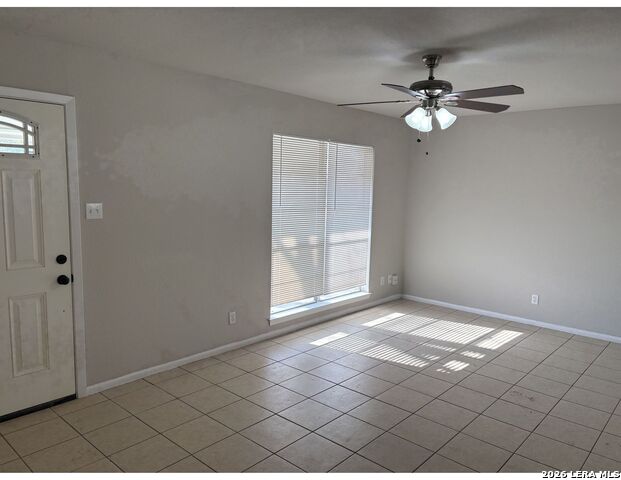 Image 14 of 28 For 3935 Starhill