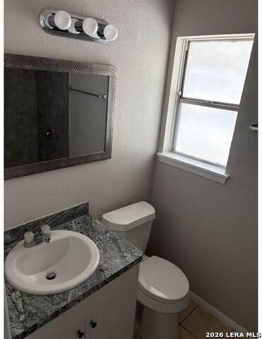 Image 20 of 28 For 3935 Starhill