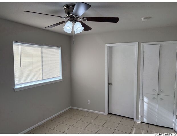 Image 21 of 28 For 3935 Starhill