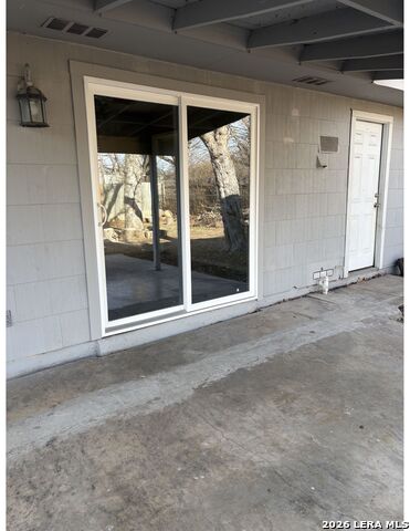 Image 23 of 28 For 3935 Starhill