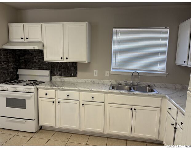 Image 5 of 28 For 3935 Starhill