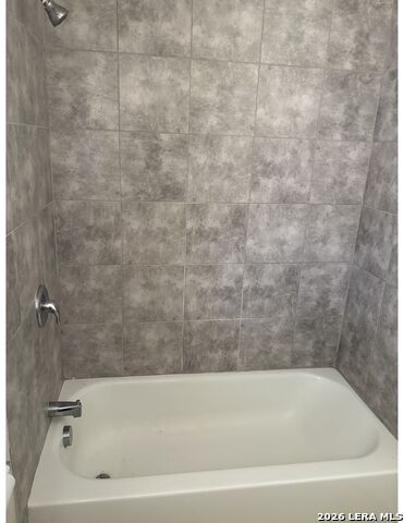 Image 9 of 28 For 3935 Starhill