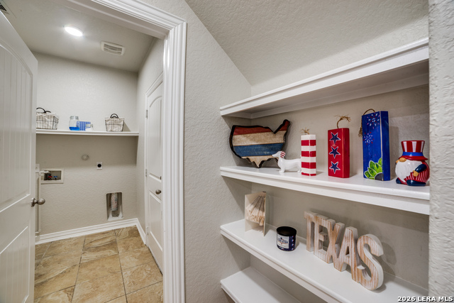 Image 22 of 32 For 13835 Palatine Hill