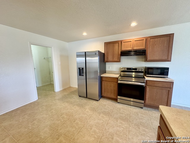 Image 13 of 42 For 4406 Waldon Pond