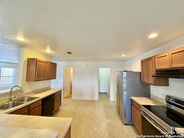 Image 14 of 42 For 4406 Waldon Pond