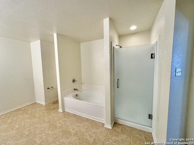 Image 25 of 42 For 4406 Waldon Pond