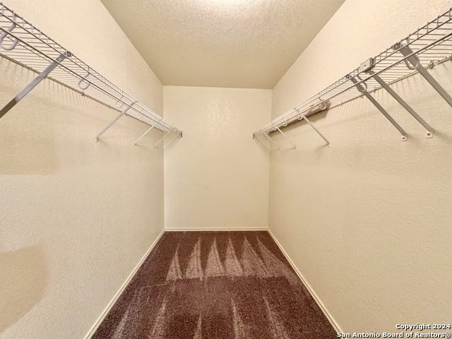 Image 28 of 42 For 4406 Waldon Pond