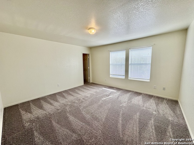 Image 30 of 42 For 4406 Waldon Pond