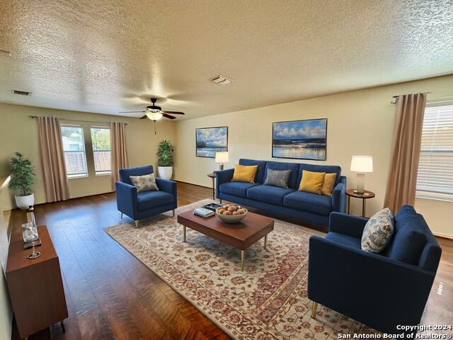 Image 5 of 42 For 4406 Waldon Pond