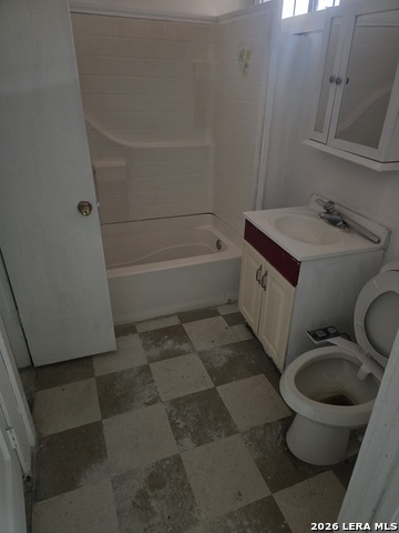 Image 11 of 27 For 306 Huff E 