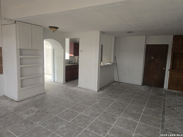 Image 27 of 27 For 306 Huff E 