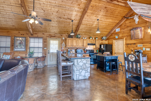 Image 14 of 39 For 416 Canyon Oaks Dr.