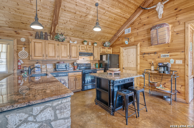 Image 15 of 39 For 416 Canyon Oaks Dr.