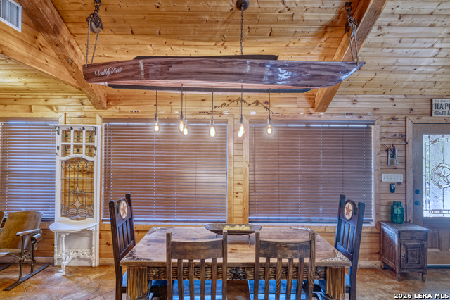 Image 17 of 39 For 416 Canyon Oaks Dr.