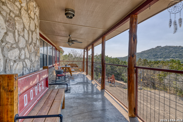 Image 7 of 39 For 416 Canyon Oaks Dr.